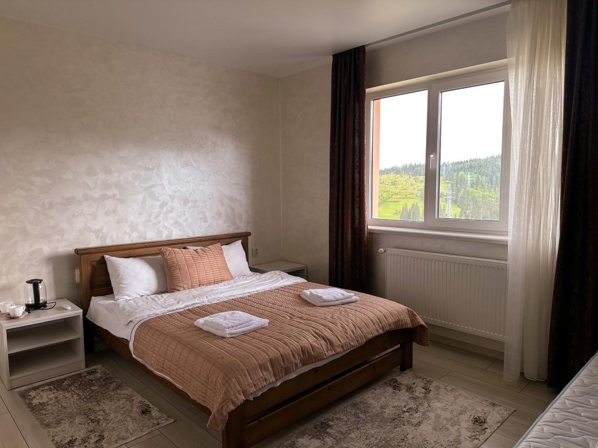 Шепіт Лісу Hotel Boekovel Buitenkant foto