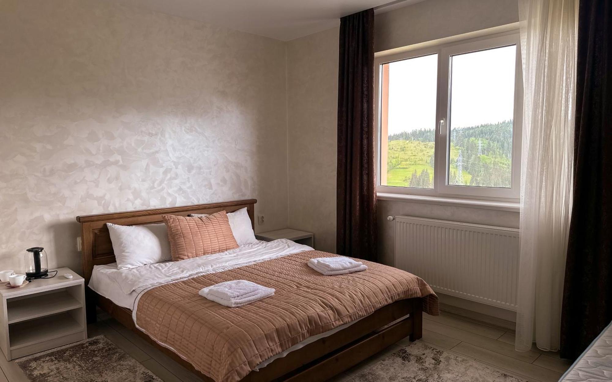 Шепіт Лісу Hotel Boekovel Buitenkant foto