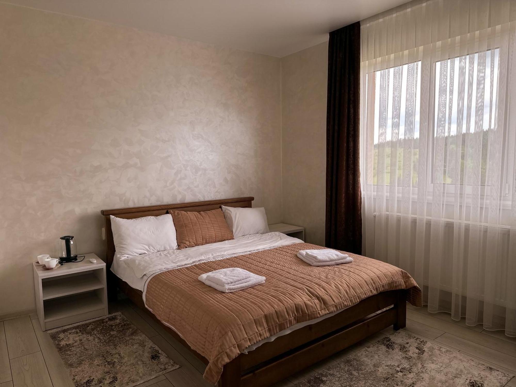 Шепіт Лісу Hotel Boekovel Buitenkant foto