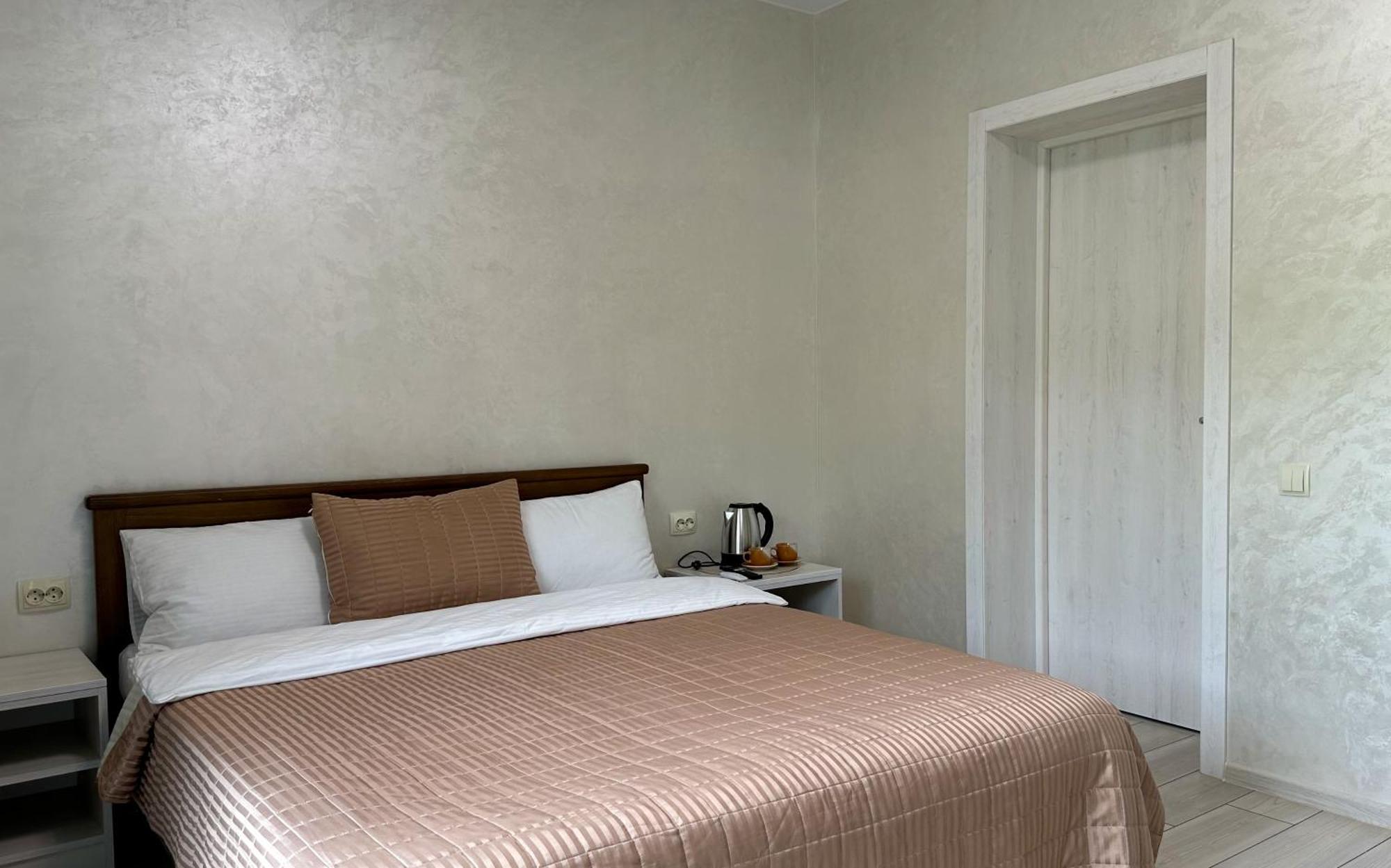 Шепіт Лісу Hotel Boekovel Buitenkant foto