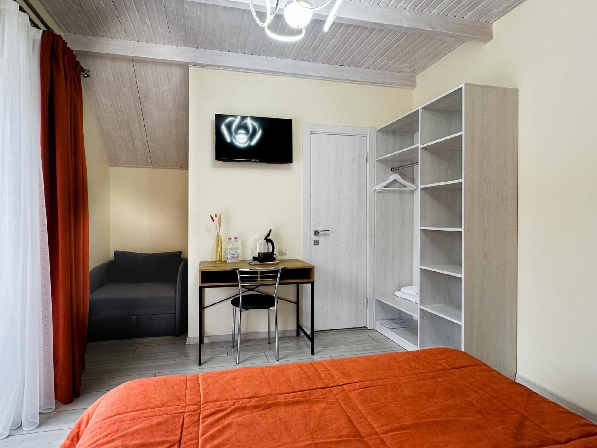 Шепіт Лісу Hotel Boekovel Buitenkant foto